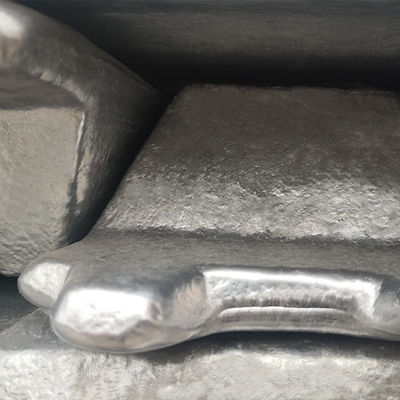 SGS 99,7% aluminium Wlewki ADC12 Seria 3000 Adc12 Wlewki Cena Wysoka czystość