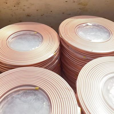 Ognioodporna izolowana rura miedziana PE Rura klimatyzacyjna Rura miedziana Cewka 15 mm