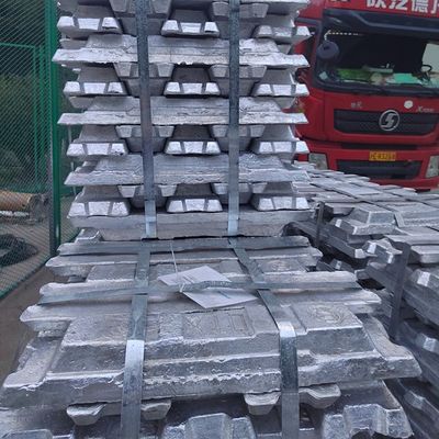 Wlewki aluminiowe z wykończeniem młyna A7 99,9 i A8 99,85% stop gładki