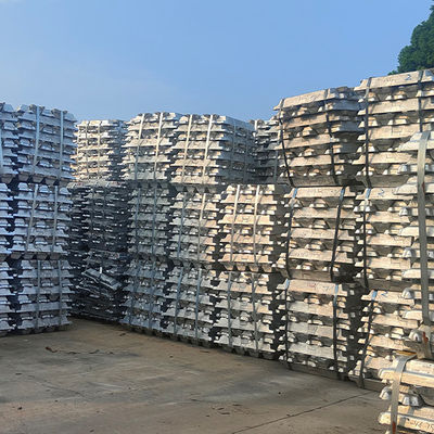 Wlewki z aluminium pierwotnego o wysokiej czystości 99,99% / 99,9% / 99,7%